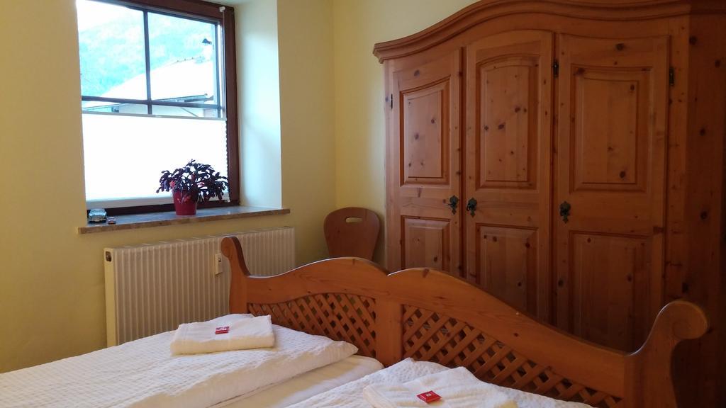 גונדרסהיים Appartements Lenzhofer מראה חיצוני תמונה