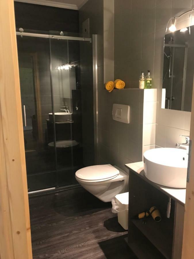 גונדרסהיים Appartements Lenzhofer מראה חיצוני תמונה